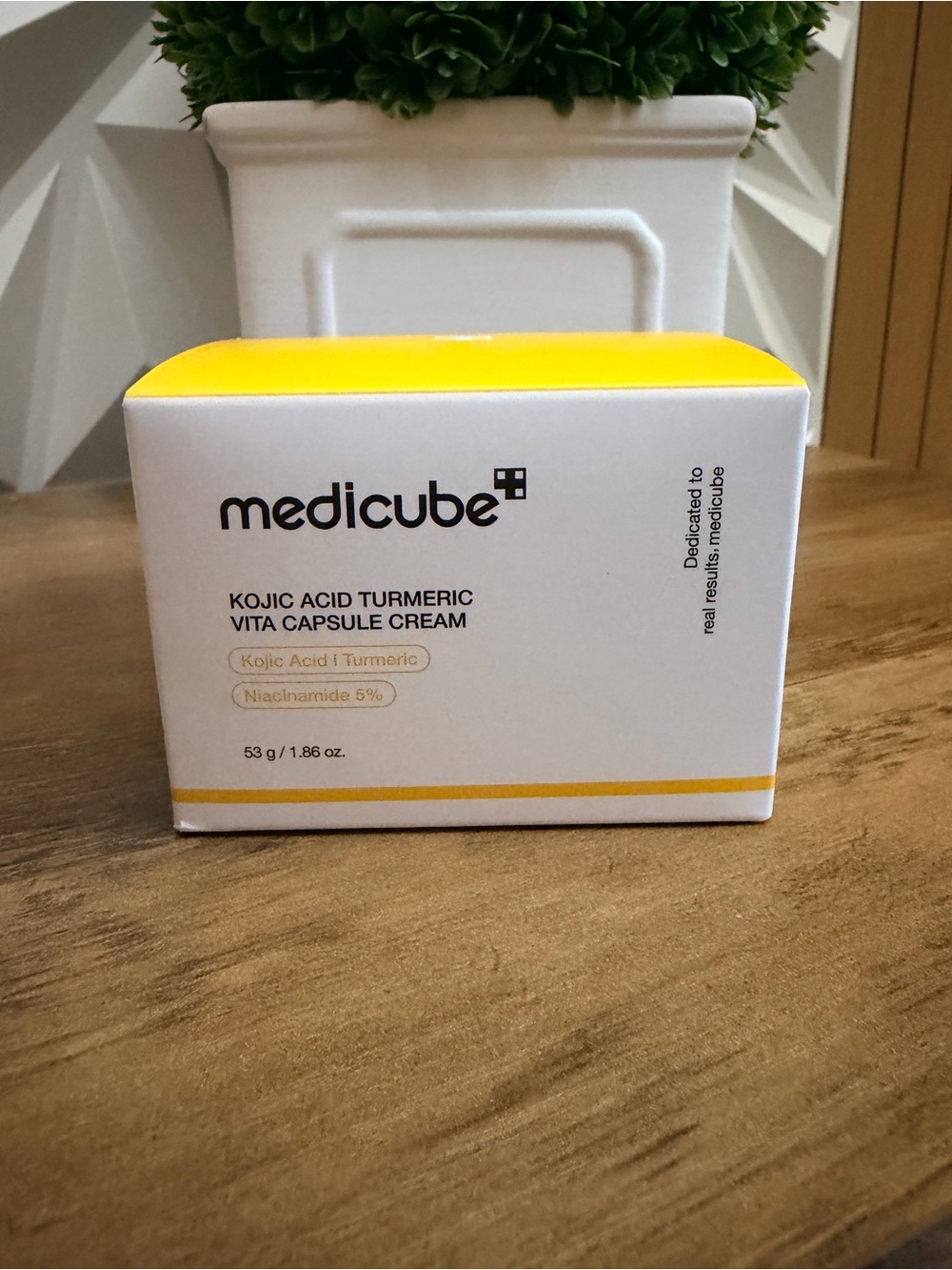 Medicube Kojic Acid Turmeric Vita Capsule Cream - Picture 1 of 3